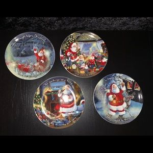 Set of 4 “‘Twas the Night Before Christmas” Plates